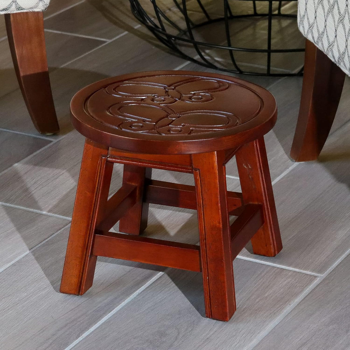 Natural Carved Wooden Step Stool W84230