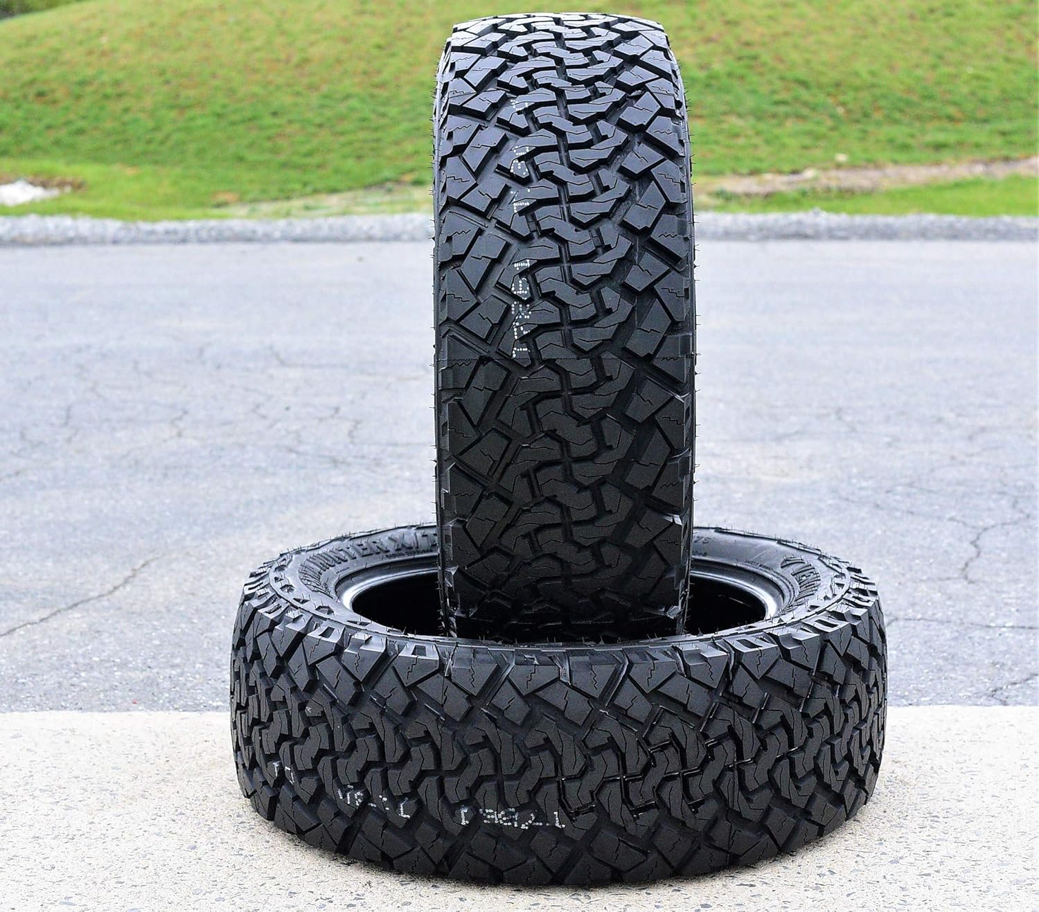 LT275/70R18 All-Terrain Light Truck Radial Tire S333241