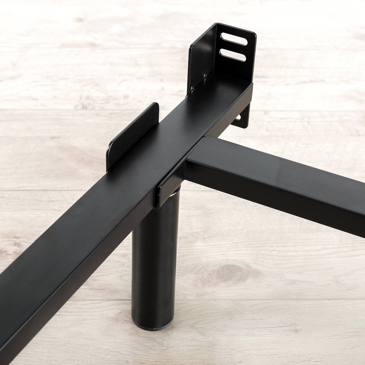 Heavy Duty 7-Inch Adjustable Bed Frame I2887