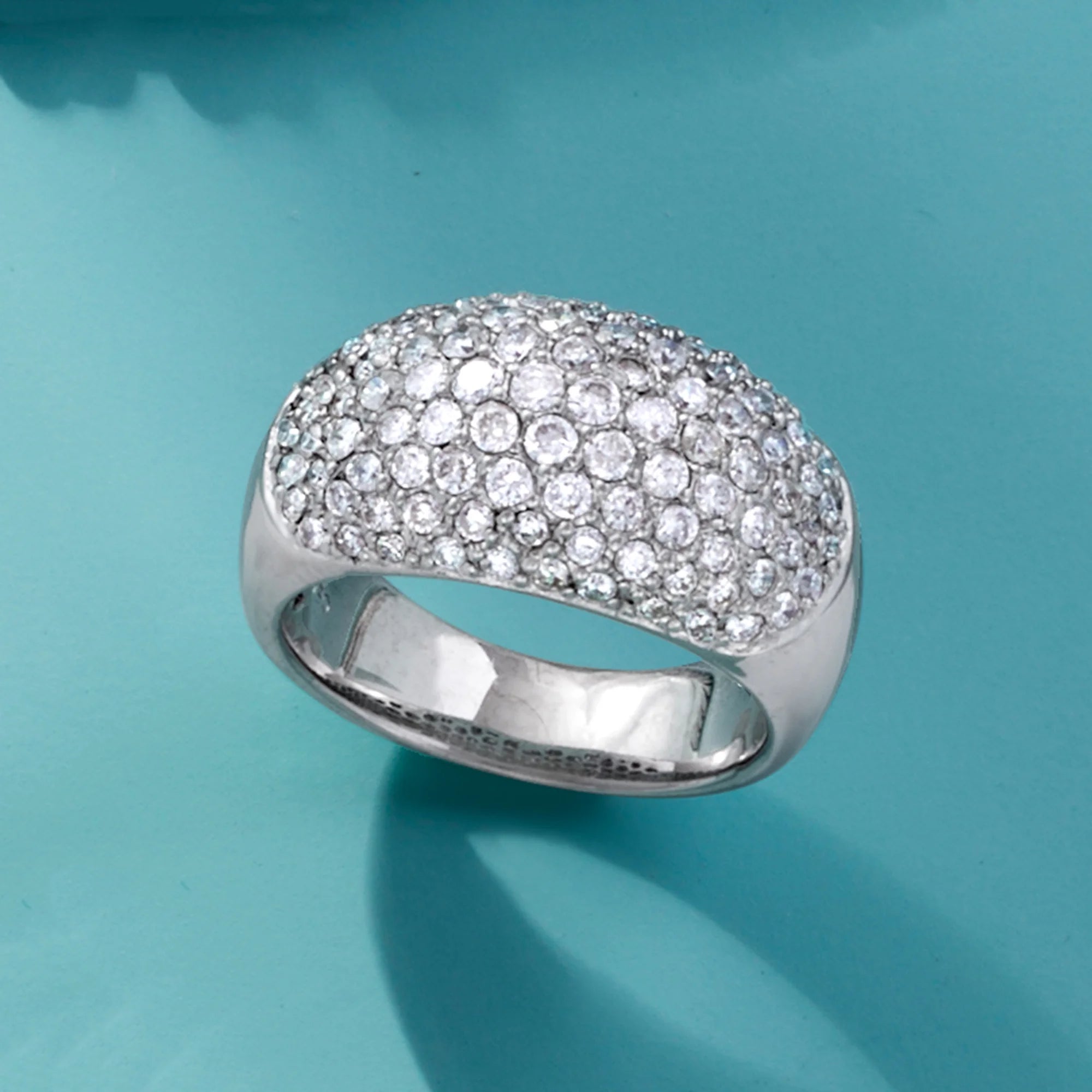 Vintage Pave Diamond Dome Ring in 18kt White Gold M965