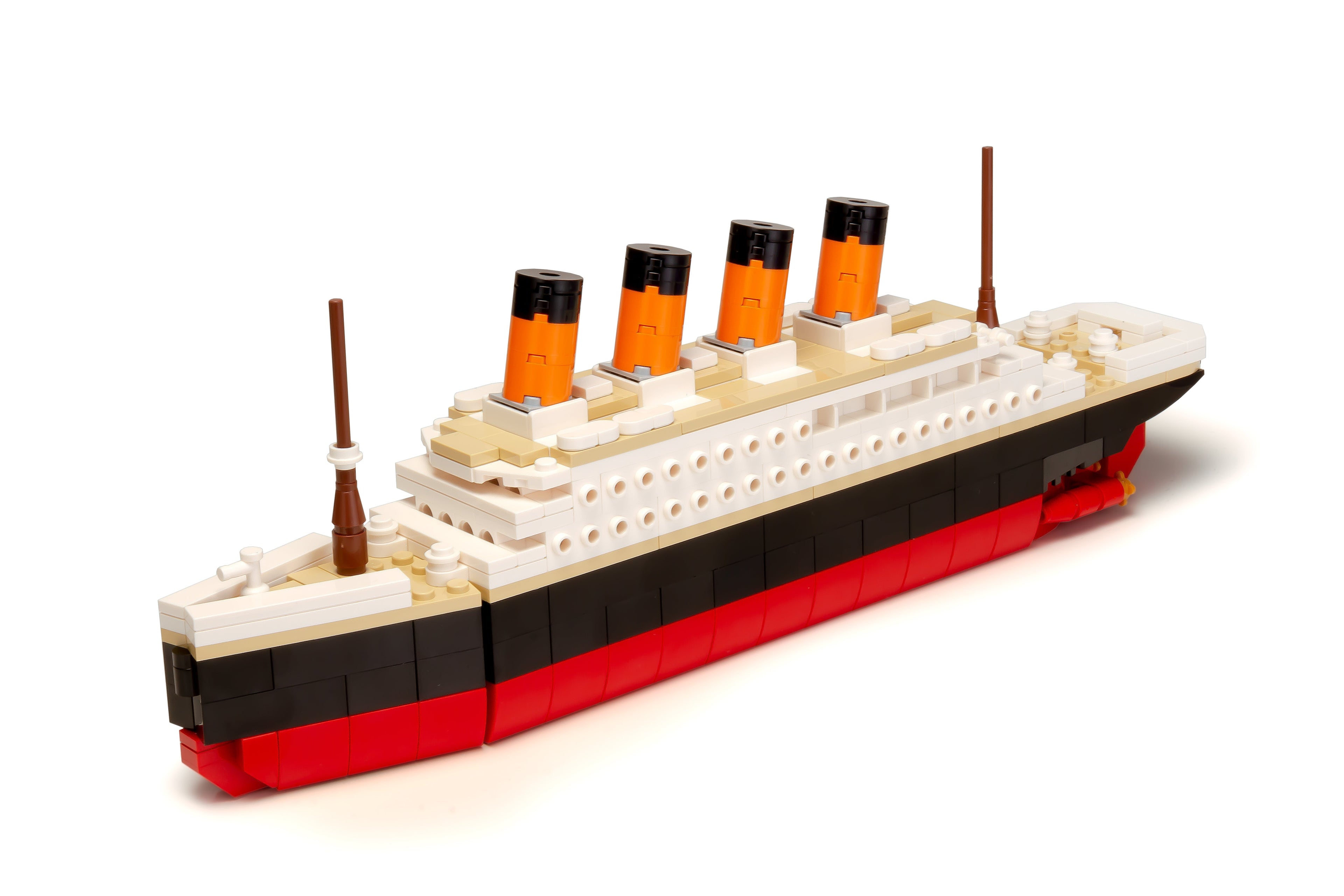 390 Pieces Titanic Ship I3241