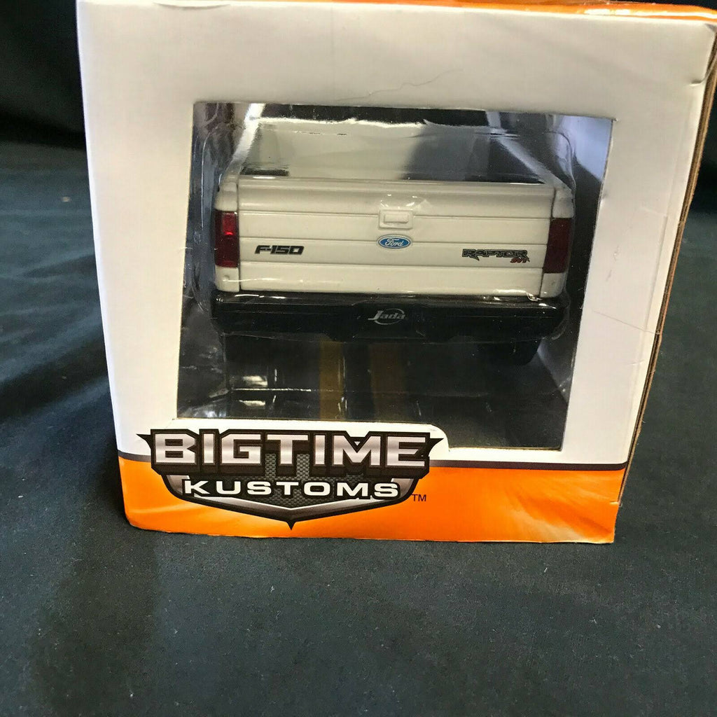 Matt Black 1/24 Diecast Model Pickup Truck P592603