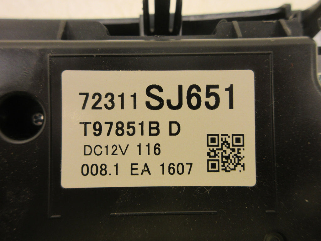 Pre-Owned Subaru Forester Auto Dual AC Heater Climate Temperature Control OEM C6885