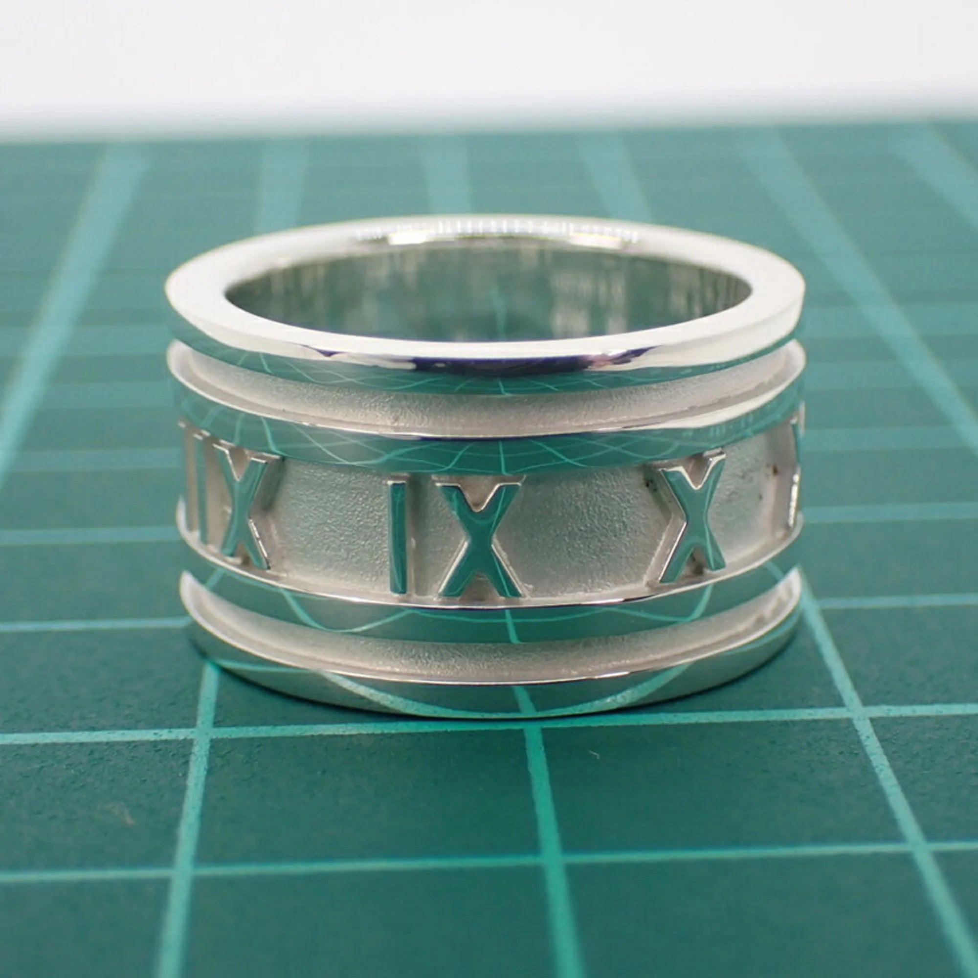 925 Atlas Wide Ring Y557