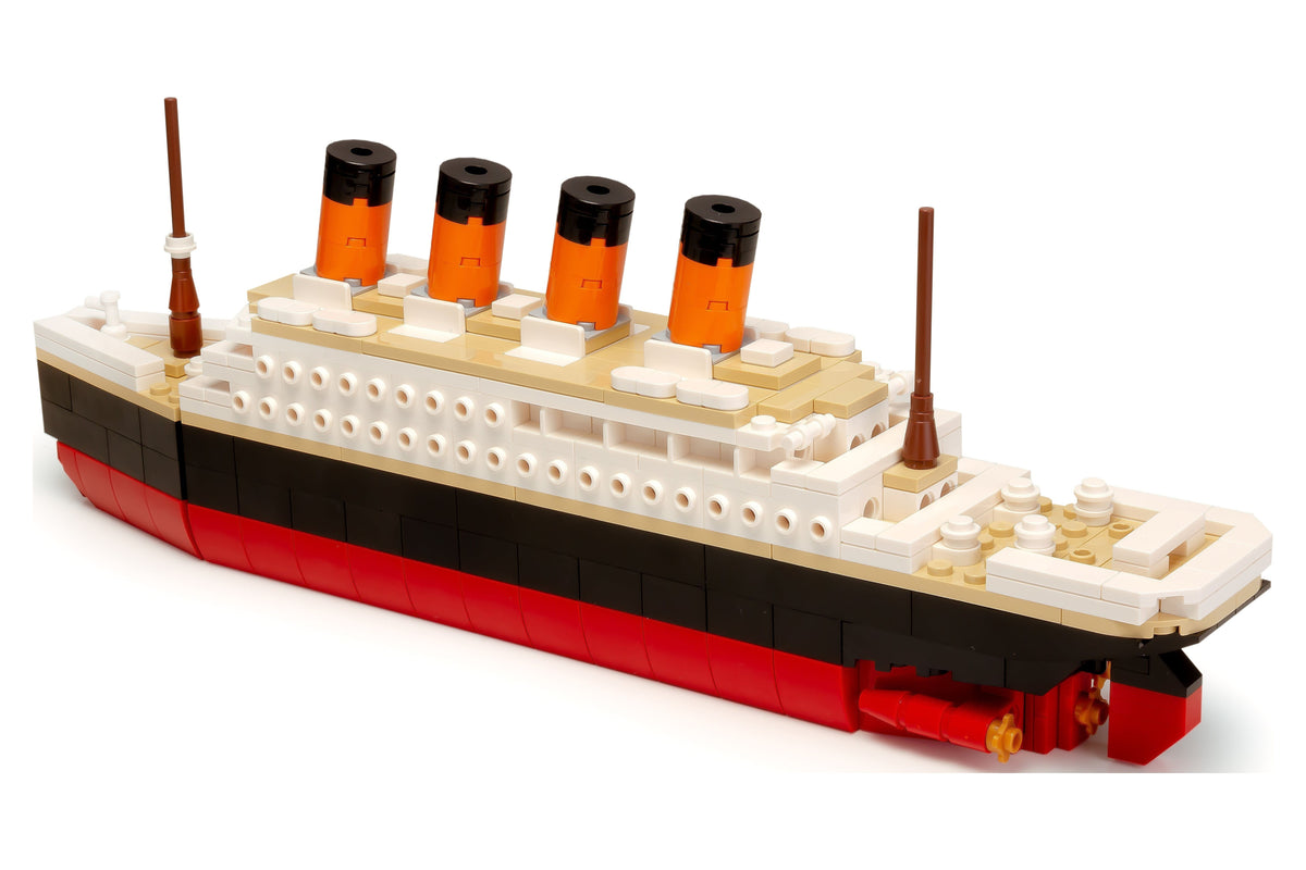 390 Pieces Titanic Ship I3241