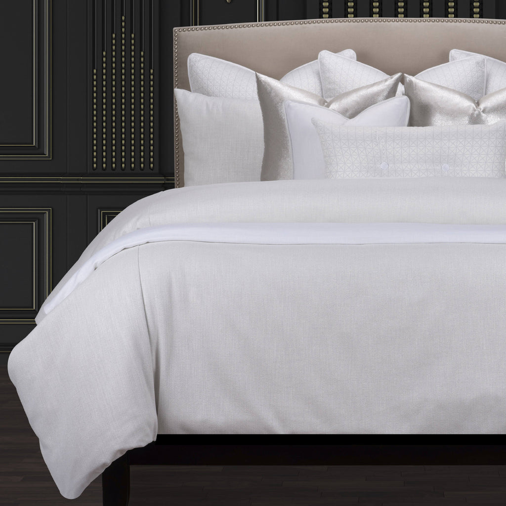 White Luxury Bedding Set H90407