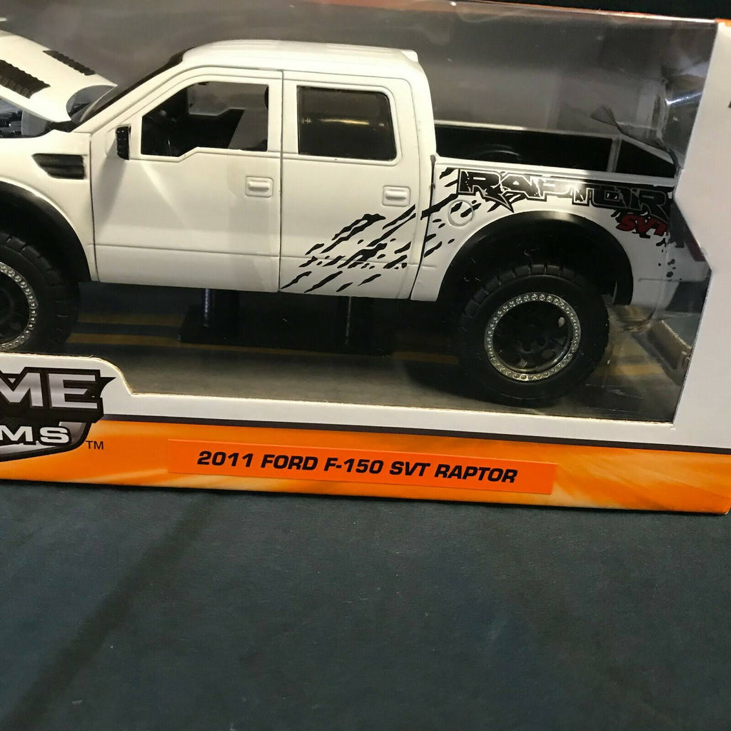 Matt Black 1/24 Diecast Model Pickup Truck P592603