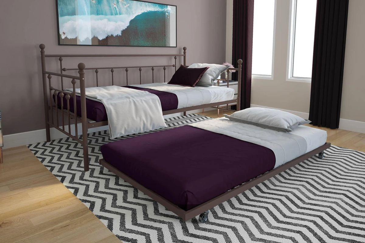 Bronze Metal Daybed and Trundle C480189