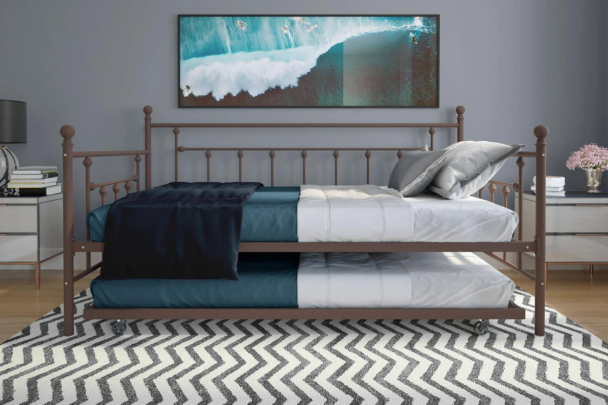 Bronze Metal Daybed and Trundle C480189