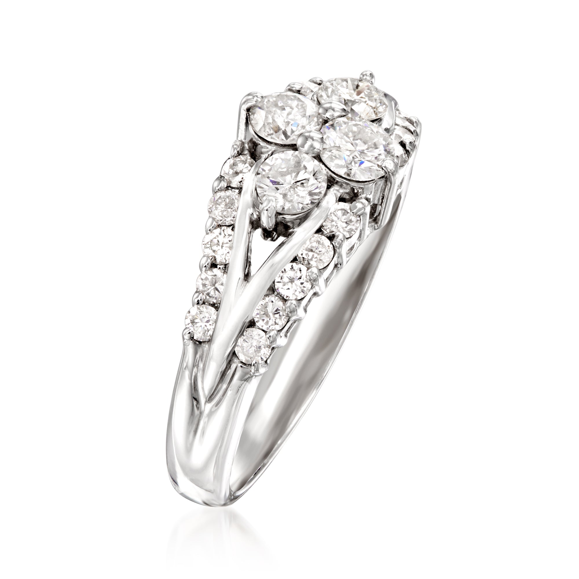 Vintage 1.00 ct. t.w. Diamond Ring in Platinum N9288