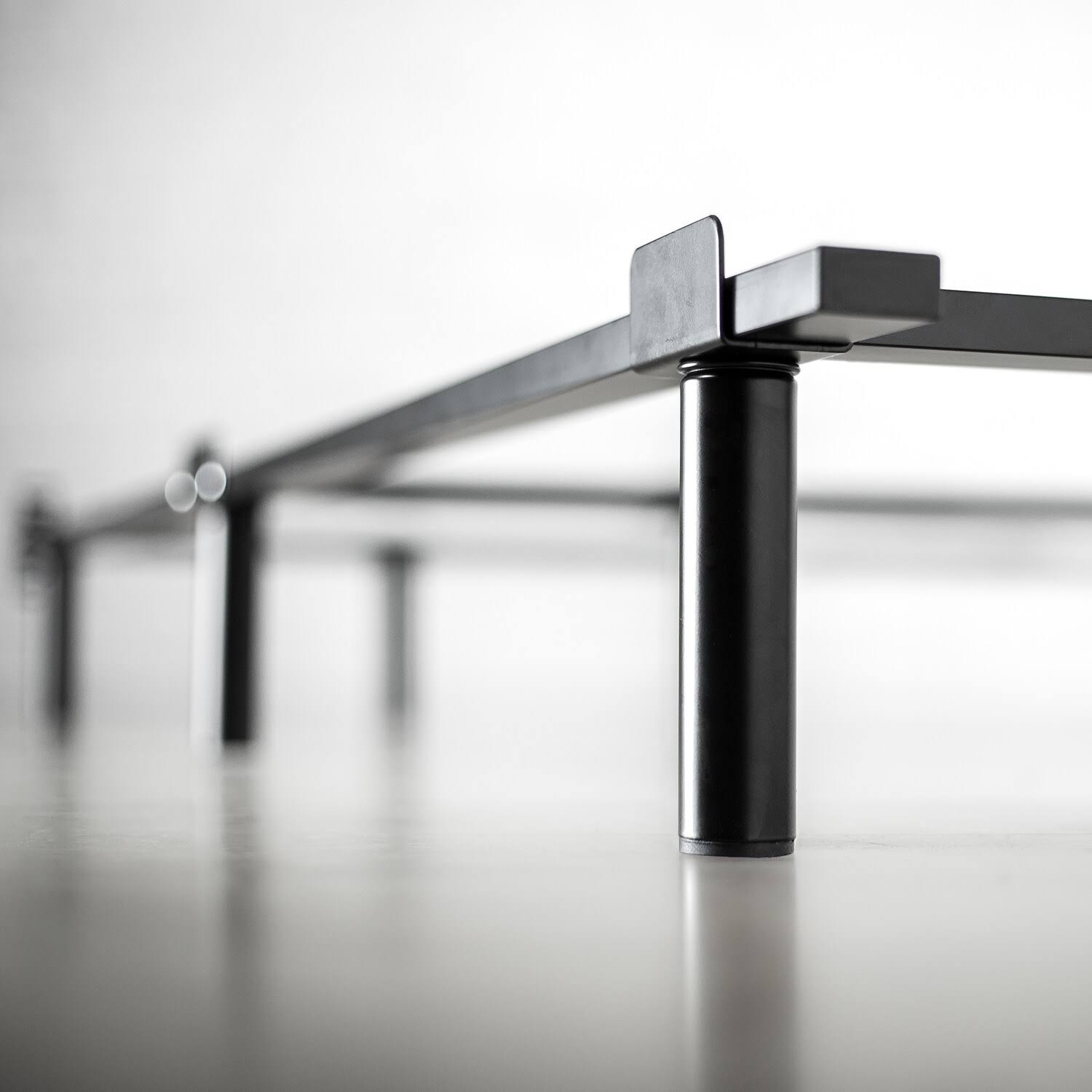 Heavy Duty 7-Inch Adjustable Bed Frame I2887